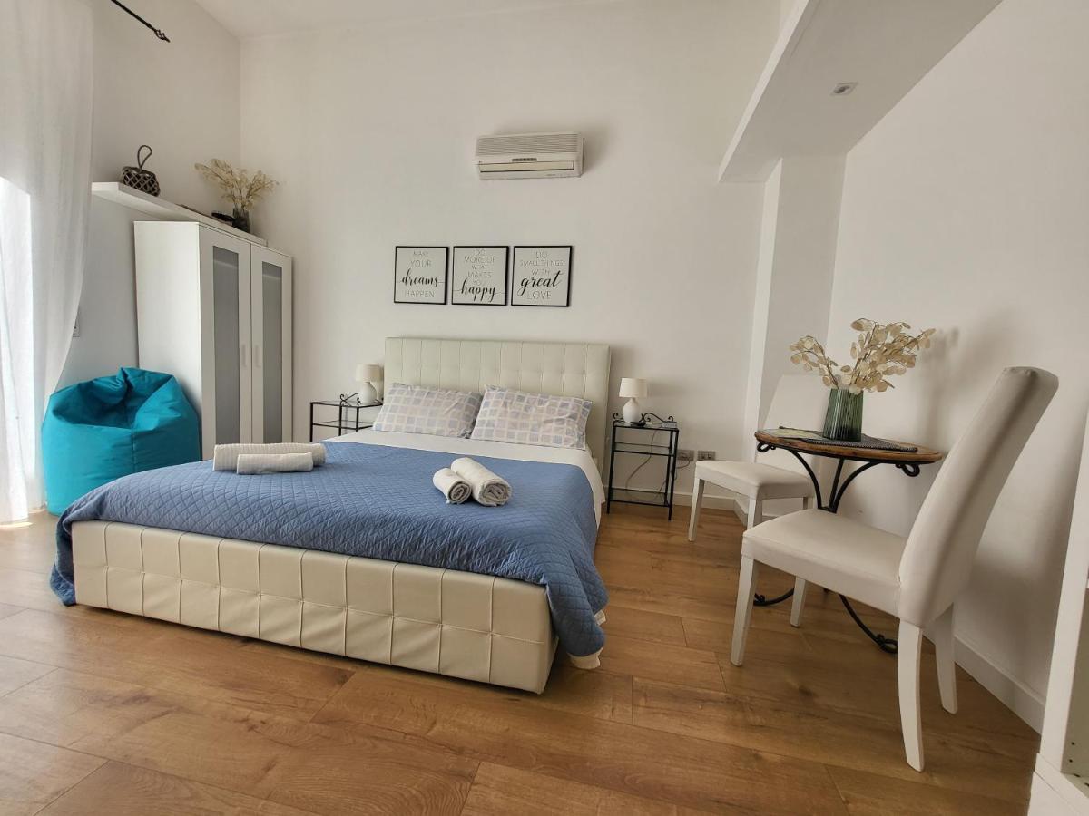 Bed and Breakfast Living Cagliari Marina Zewnętrze zdjęcie