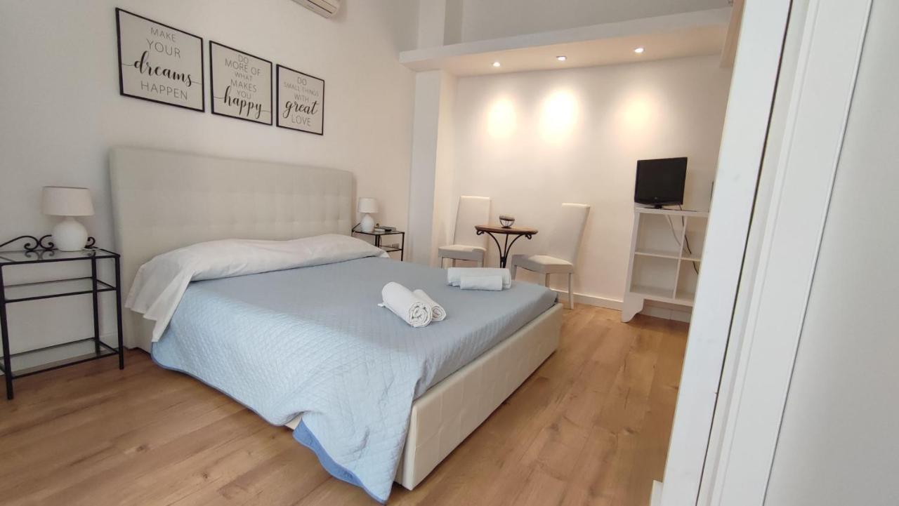 Bed and Breakfast Living Cagliari Marina Zewnętrze zdjęcie